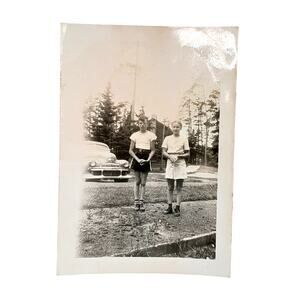 Vtg Siblings Posing on Vacation Original Monochrome Photo 1946 Found Snapshot